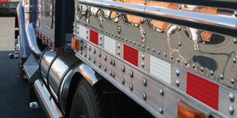 cải thiện nhận diên cho xe tải và xe đầu kéo bằng màng phản quang phương tiện cấu trúc kim cương 3M
