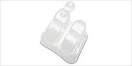 Mắc cài sứ Clarity Advanced cho mắc cài thẩm mỹ.
