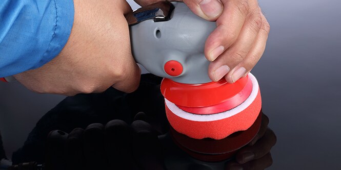 Máy đánh bóng 3M đang sửa chữa sơn
