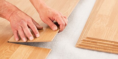liên kết sàn vinyl với lớp sàn bê tông 
