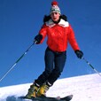 1979 3M™ Thinsulate™ Thermal Insulation introduced with more than 30 clothing manufacturers signing up right away to use this product.