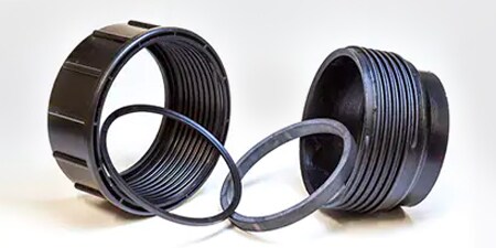 Các mối nối nhựa và cao su được sắp xếp với nhau bằng Keo tạo ron cao su
