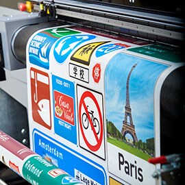 Biểu tượng của thành phố Paris được in trên màng phản quang bằng máy in kỹ thuật số