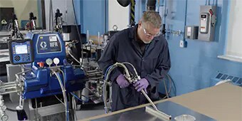 Video of adhesive sealants’s application by assisted
