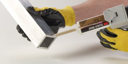 Ứng dụng Keo cường lực cao Scotch Weld 3M trên bộ phận kim loại

