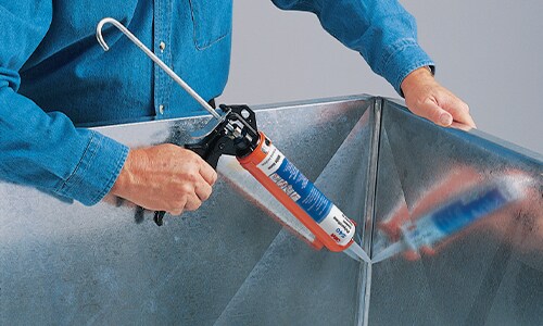 Adhesive sealant used for metal to metal bonding application. 