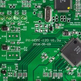 Bo mạch chủ màu xanh lá cho thiết bị điện tử tiêu dùng minh họa khả năng chịu nhiệt của các giải pháp eBonding của 3M.